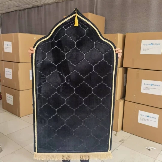 Gopher Special Design Soft Muslim Portable Embossed Thick Mosque