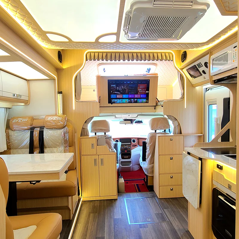 Luxury Camper Van Luxury Family Travel Motorhome RV Camper For 4-6