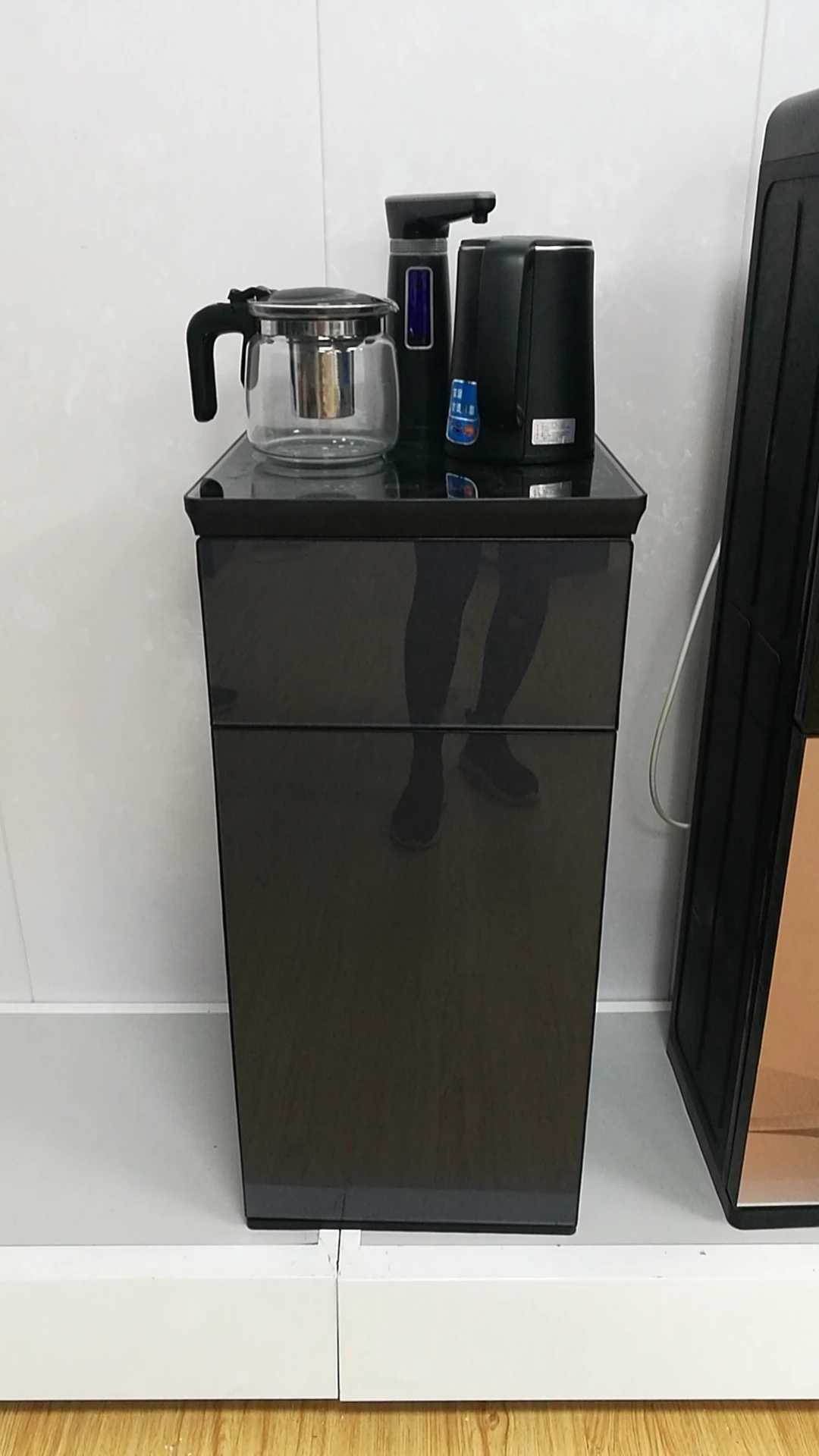 Mofei instant hot water dispenser desktop desktop tea bar machine tea maker  home straight water dispenser