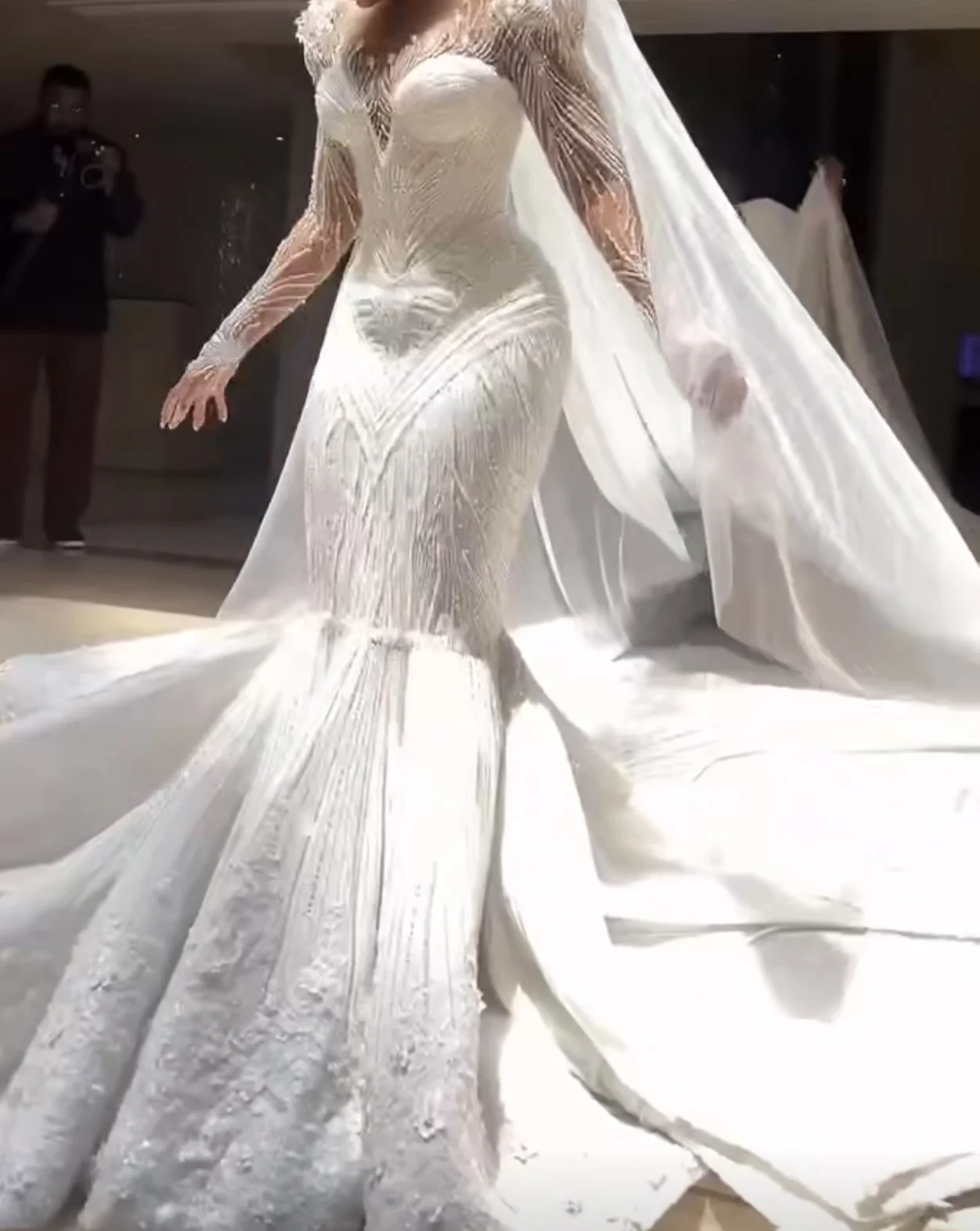 AL1947 2025 HOT SALE Customize Heavy Beaded Mermaid Dress African Mermaid  Pure White Luxury Bridal Wedding Dress