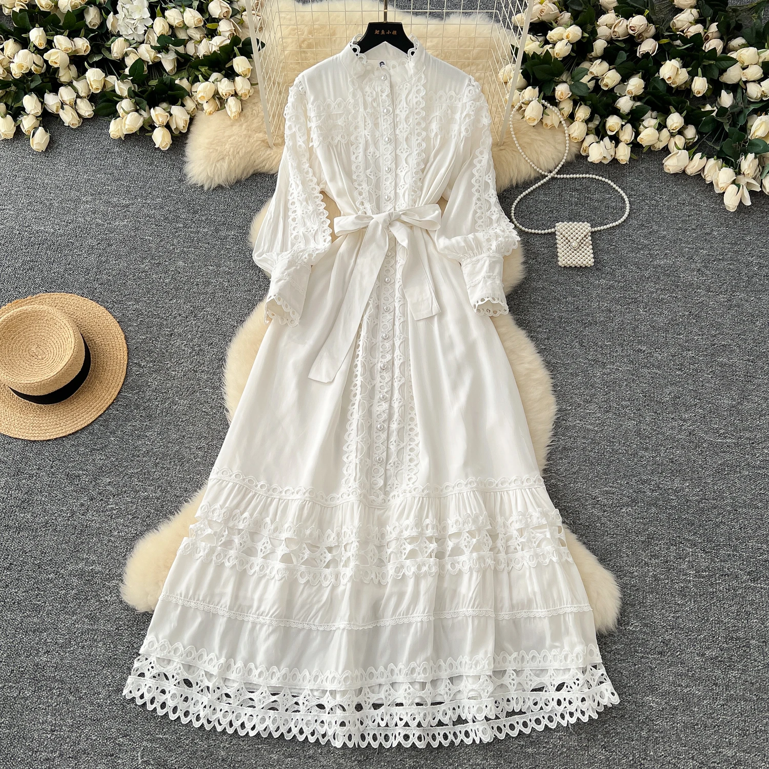 LW0037 French Niche Vintage Hollow Lace Patchwork Lace-Binding Waist Waist  Lantern Sleeve Dress Female Court French Long Skirt