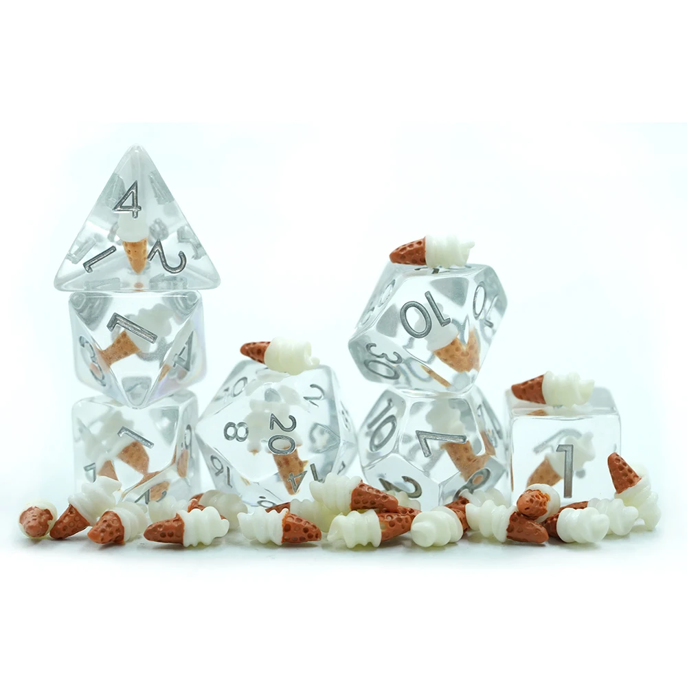 2024 Daoimhse Nollaig Táirgí Nua-Phróca Beo Logo Saincheaptha Gráváilte Ice Scream Dice Set of 7 Polyhedral Dnd Dice D6 D10 D20 Dice