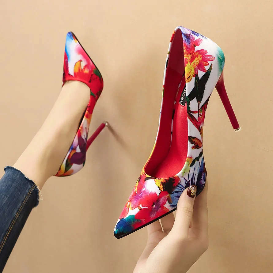 Wholesale Fashion Pointed Floral Flower Prints Dance Party Thin Heels ...