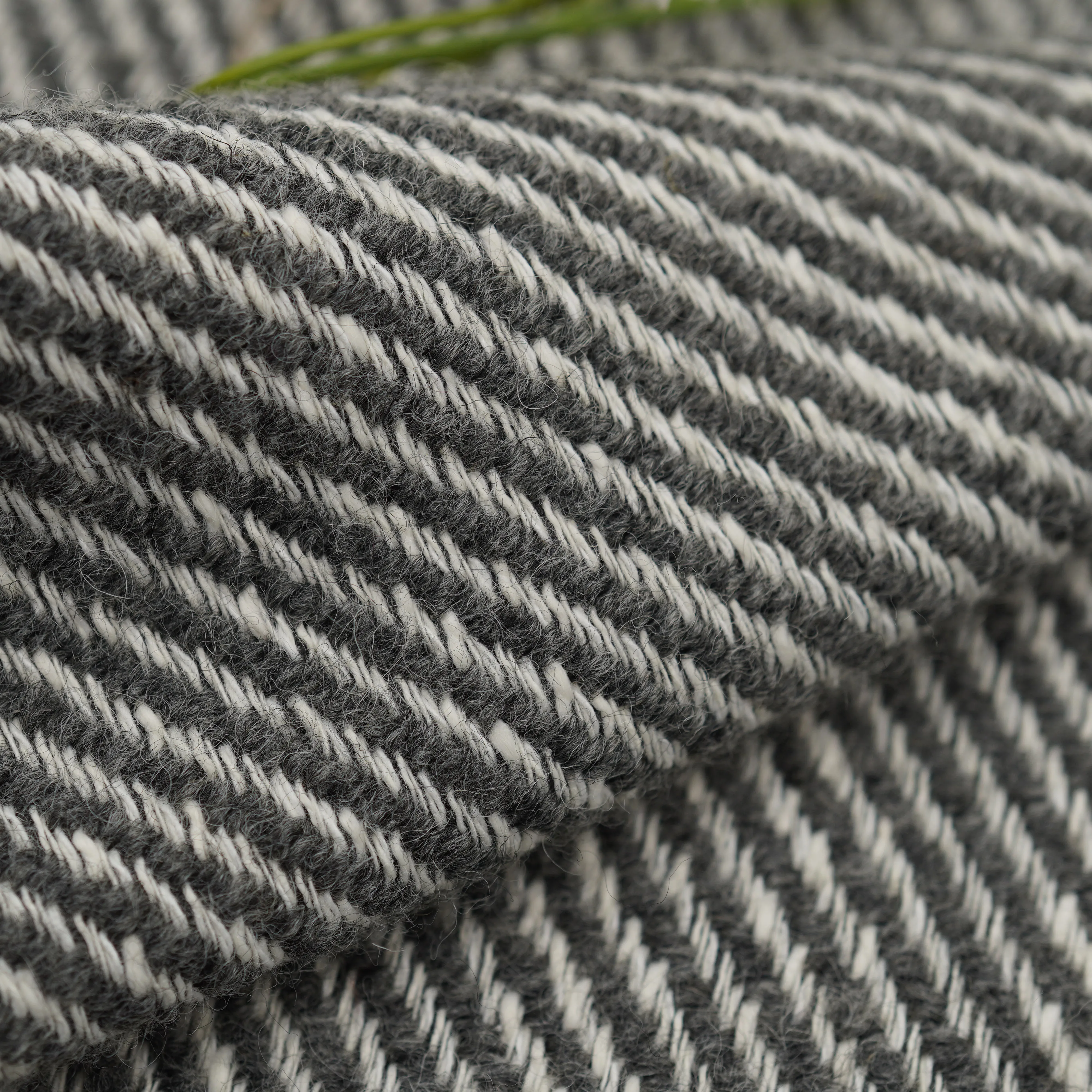 Прямая продажа с фабрики разные цвета на выбор шерстяное пальто из саржевого переплетения шерстяная ткань 750 г Толстые мужские и женские