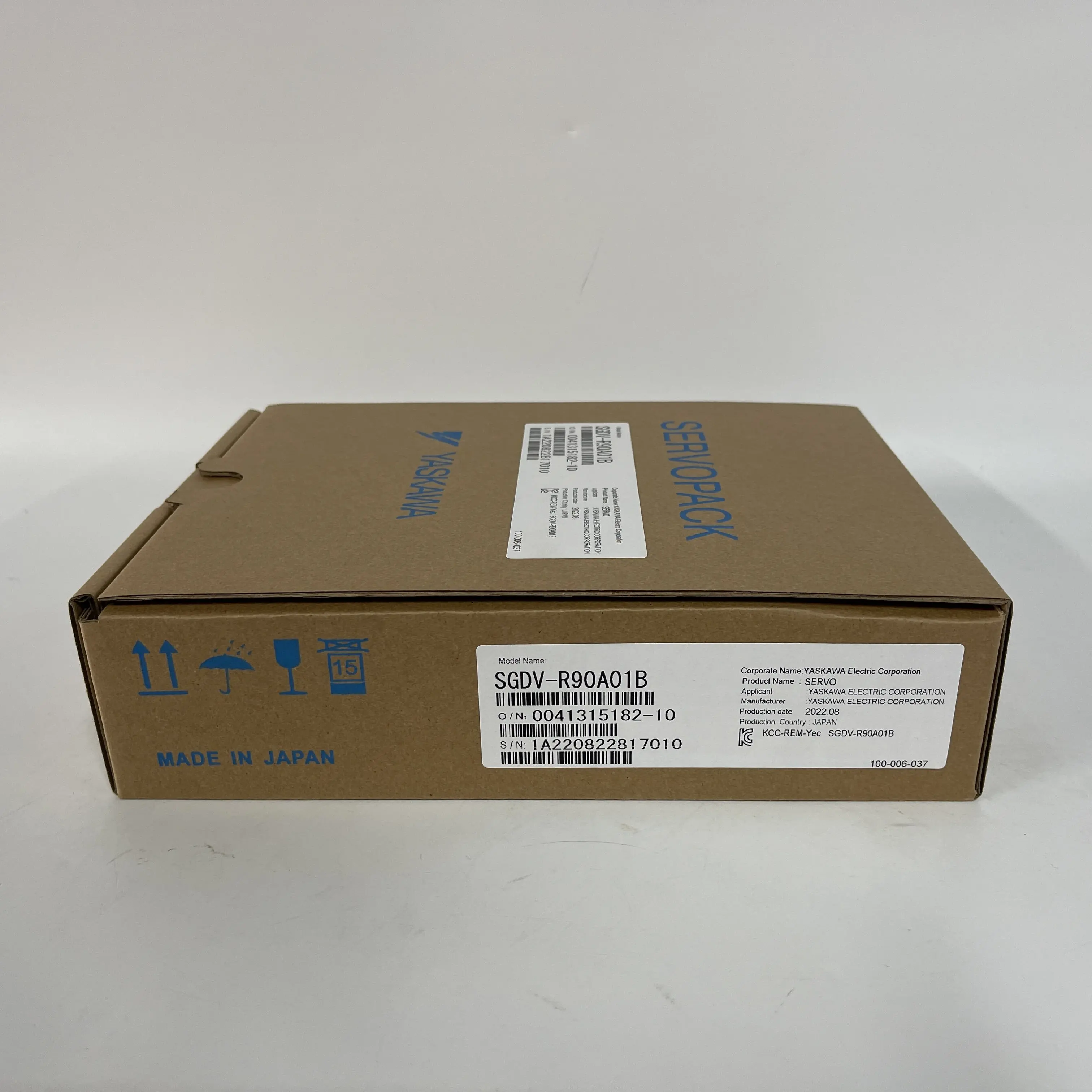 Yaskawa AC Servo Amplifier Servopack SGDV-R90A01B