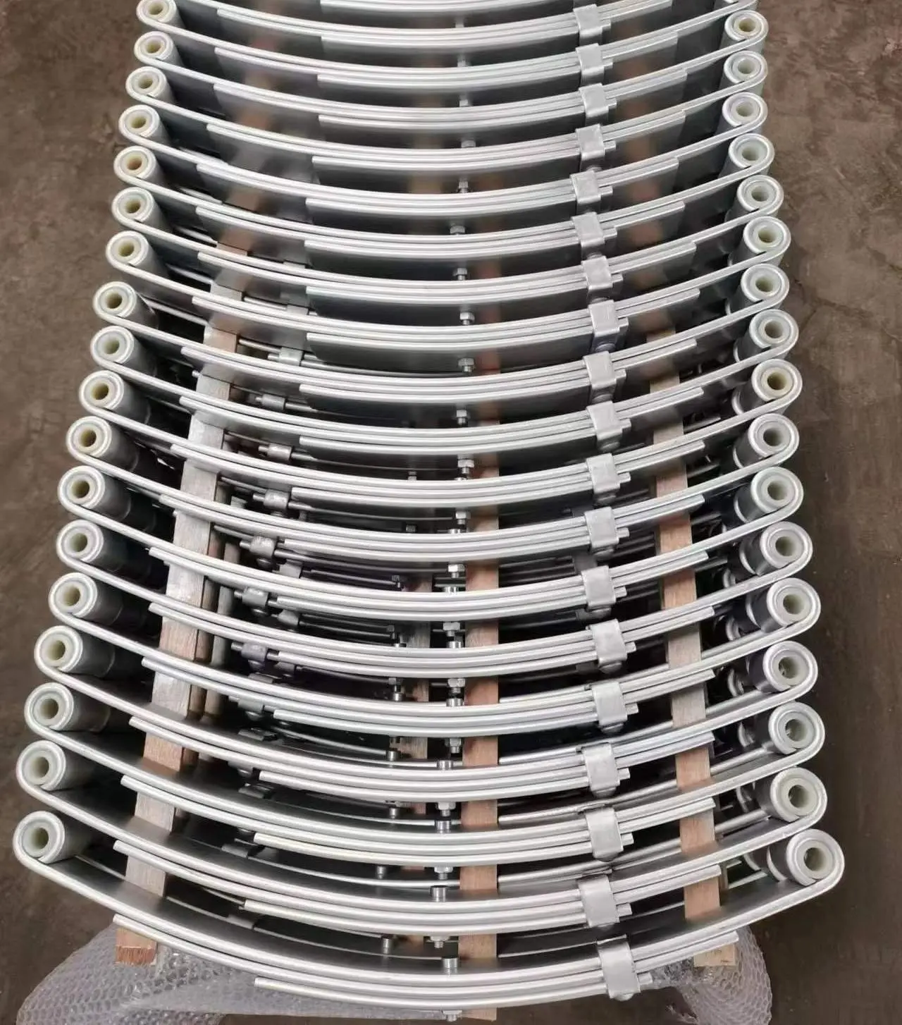 Hook Slipper Trailer Leaf Spring 5 Leaf 26 5/8" Long for 6,000 lb Trailer Axles