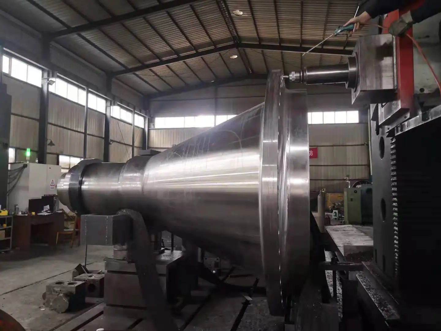 OEM Chinese Factory Supply Large Module Heavy Duty High Precision Alloy Steel Forging Rotor Shaft