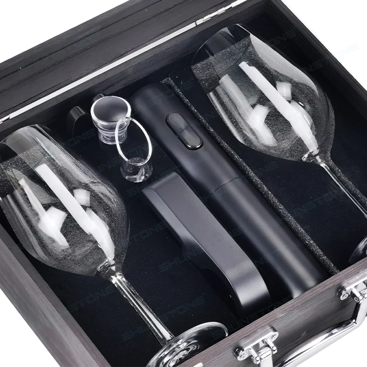 Personalized Premium Wine Gift Set 2 Crystal Wine Glass Set With Wine