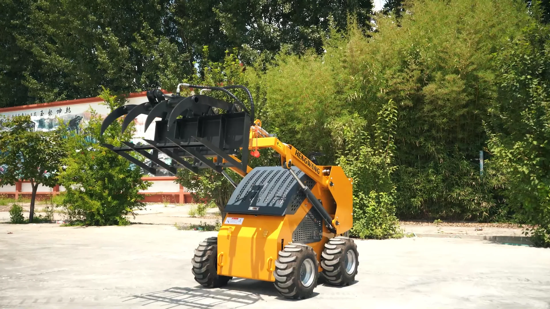 Cheap Mini Skid Steer Loader For Sale Diesel 500kg 700kg Small Mini