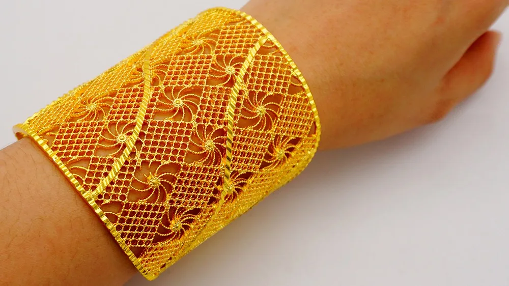 gdjwri b92黄金填充女性高品质迪拜珠宝镀金手镯定制设计师手镯 - buy