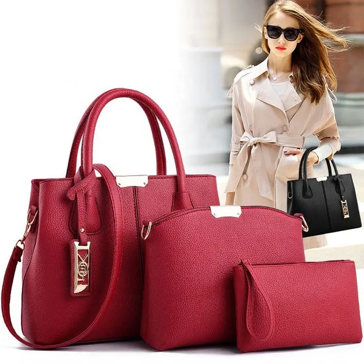 fendi red handbolsa