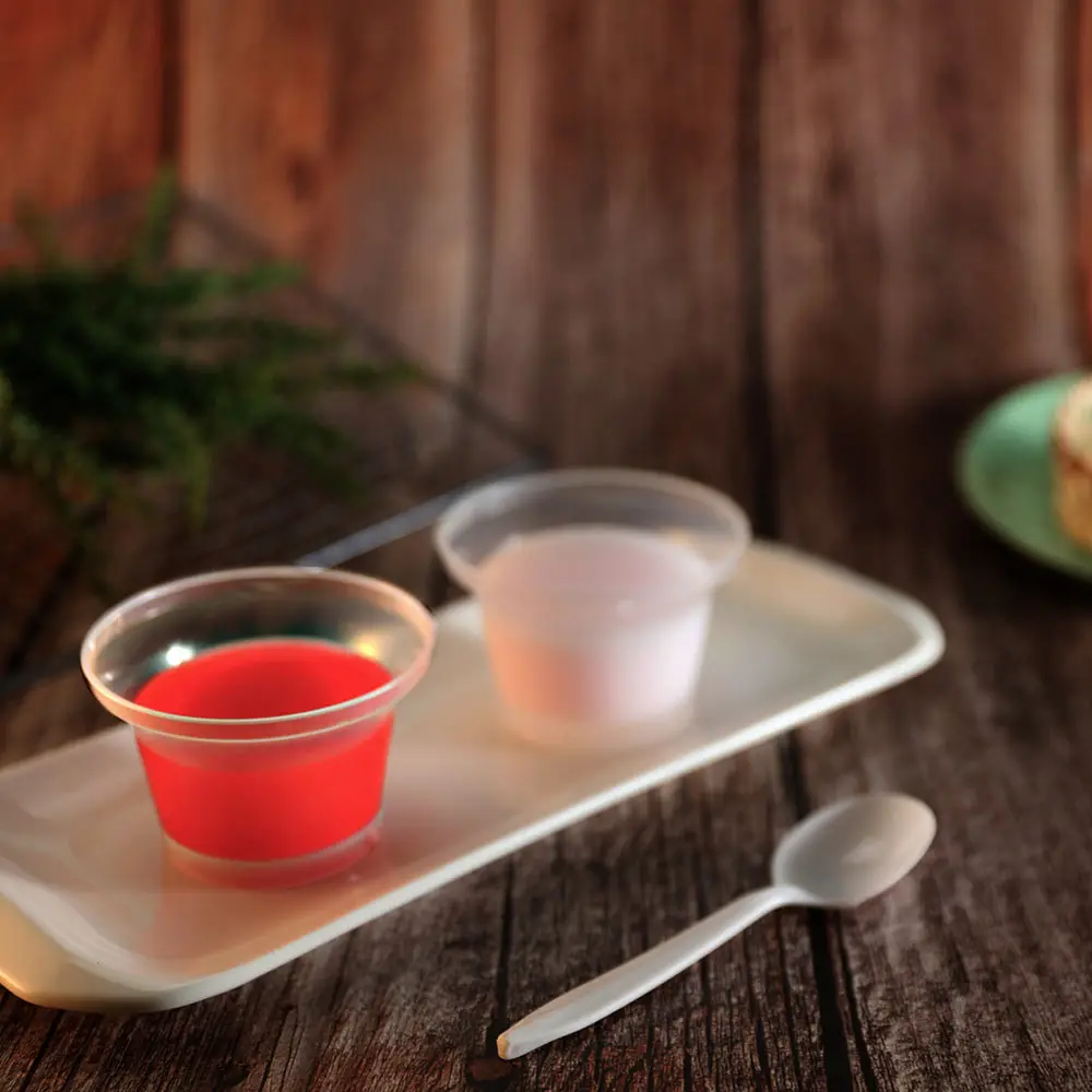 160ml 5.5oz transparent ice cream mousse plastic dessert cups with dome lids for wedding dessert decoration
