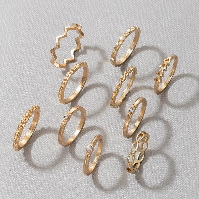 New Style Ladies Gold Finger Rings Women Halo Weddings Ring Bomb Party  Jewelry - Buy New Style Ladies Gold Finger Rings Women Halo Weddings Ring  Bomb Party Jewelry Product on