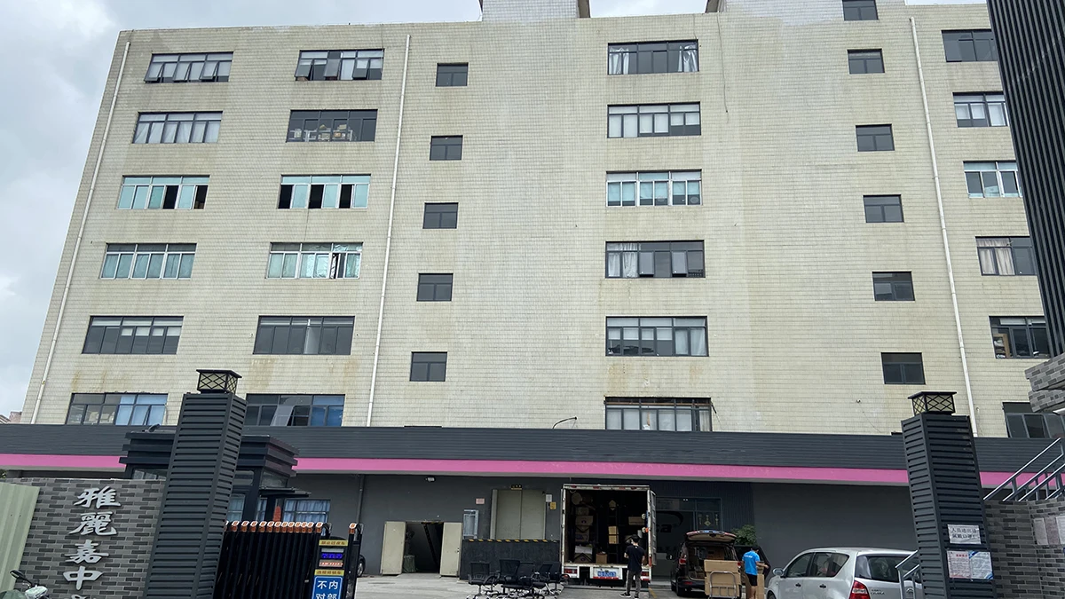 Shenzhen Yingsa Arts And Crafts Co., Ltd. 1