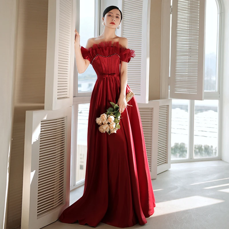 open lace back dress Deep V-Neck Red Prom Party GownsFloral Lace Appliques Split Front Party Dress main image 1
