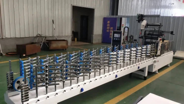 ユニバーサルコーティング機、PVC/リアル木製ベニヤカバーウッド 