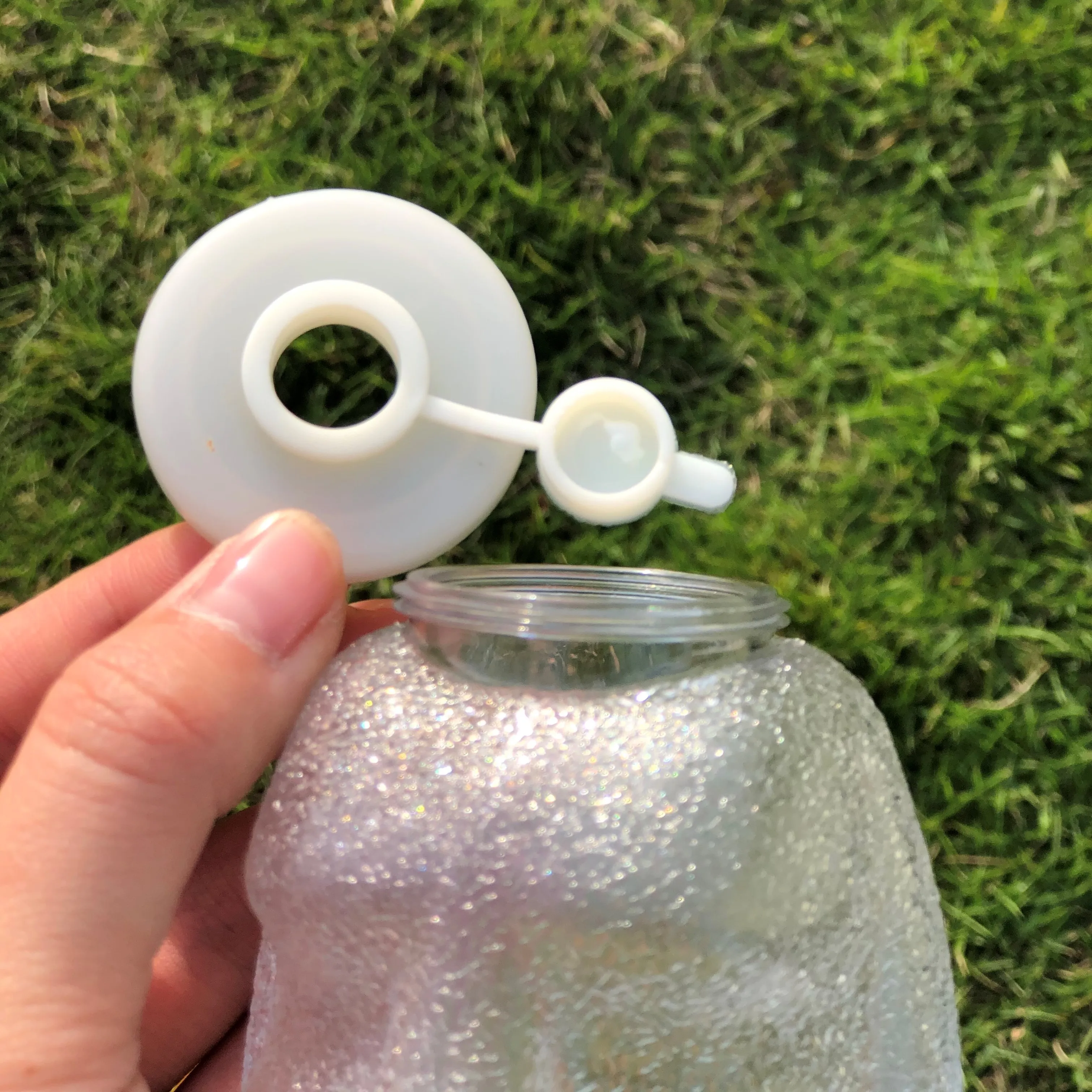Wholesale 350ml New Design Easter Island  Moai Shape PP Plastic Drinking Bottle with Lid