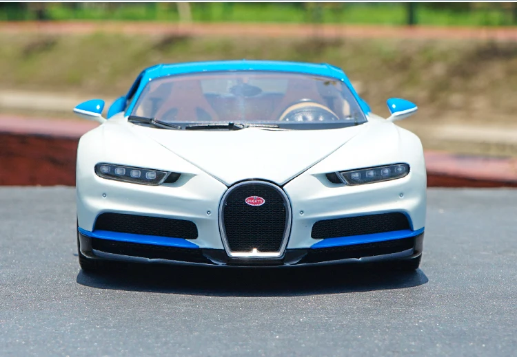 Bugatti おもちゃのモデル 箱付き Amazon.co.jp: RASTAR RCカー | 1/14スケール 2.4Ghz ブガッティ