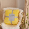 amarillo brillante