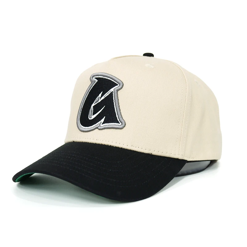 Hengxing Fashion Designer Exquisite Embroidery 5 Panel Cap Adjustable