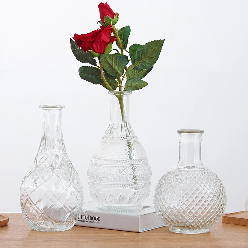 Custom Transparent Bud Pot Bulk Decorative Wholesale Round Nordic Small Mini Cylinder Clear Flower Glass Vases for Wedding Table