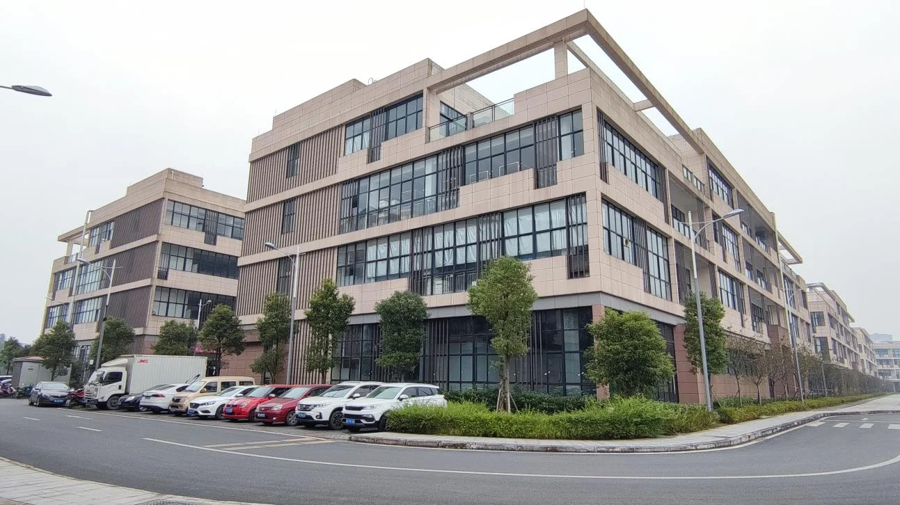 Chongqing Deding Optical Technology Co., Ltd. 1