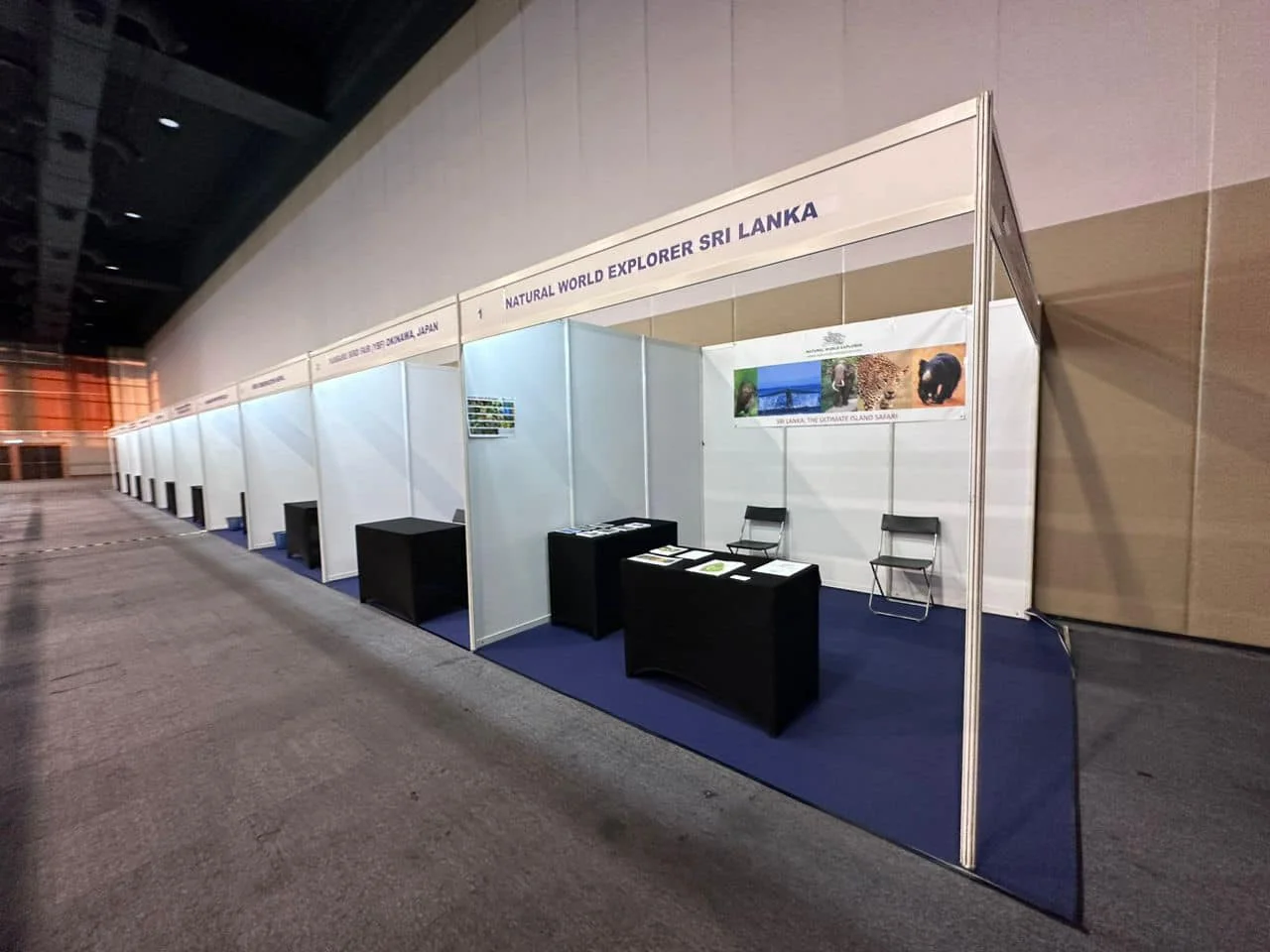 Hebang Modular System Display 8-Way Aluminum Profile Shell Scheme Booth for Exhibition
