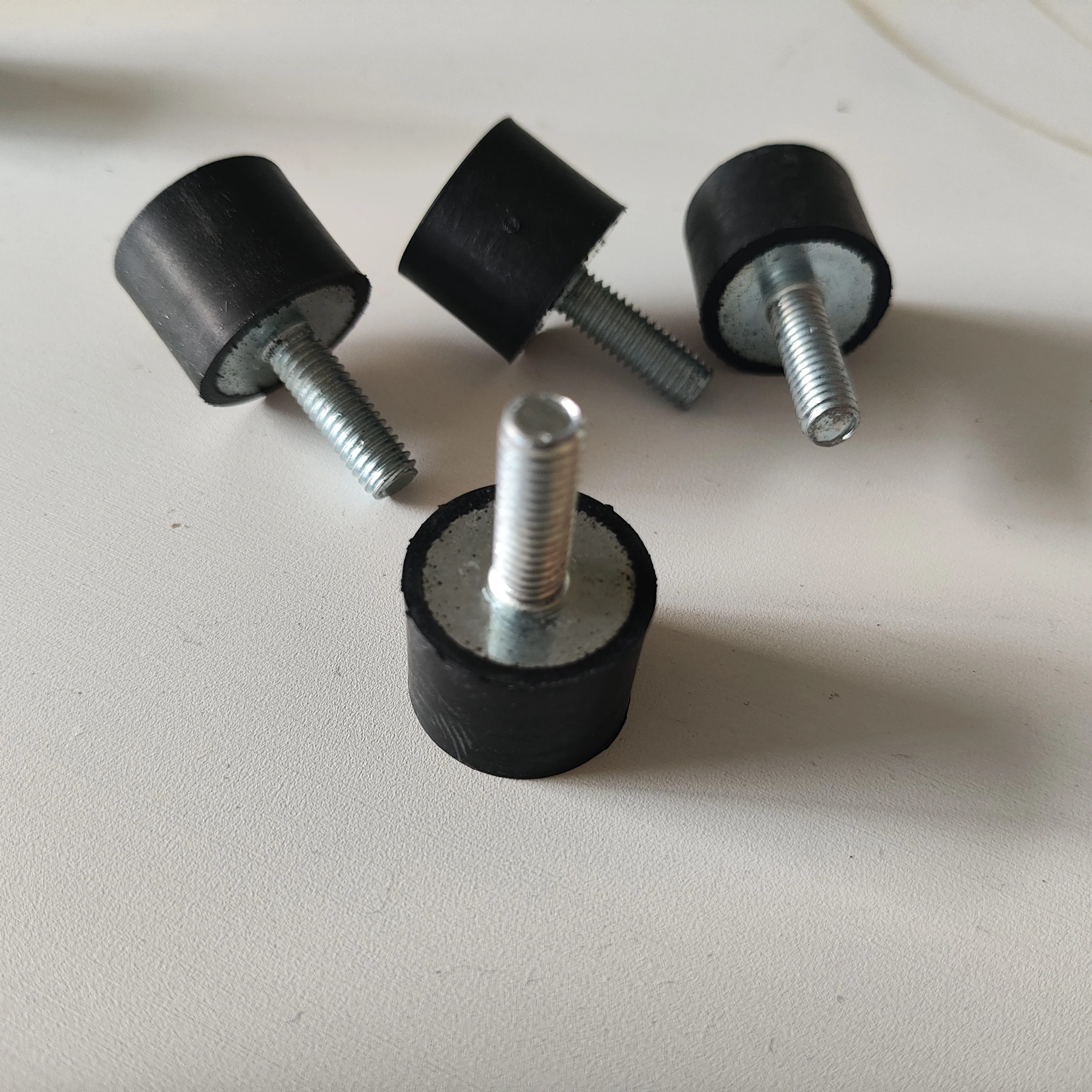 Rubber Vibration Isolator Mounting Bracket for air Conditioner Rubber Isolators Noise Vibration Dampener Silencers