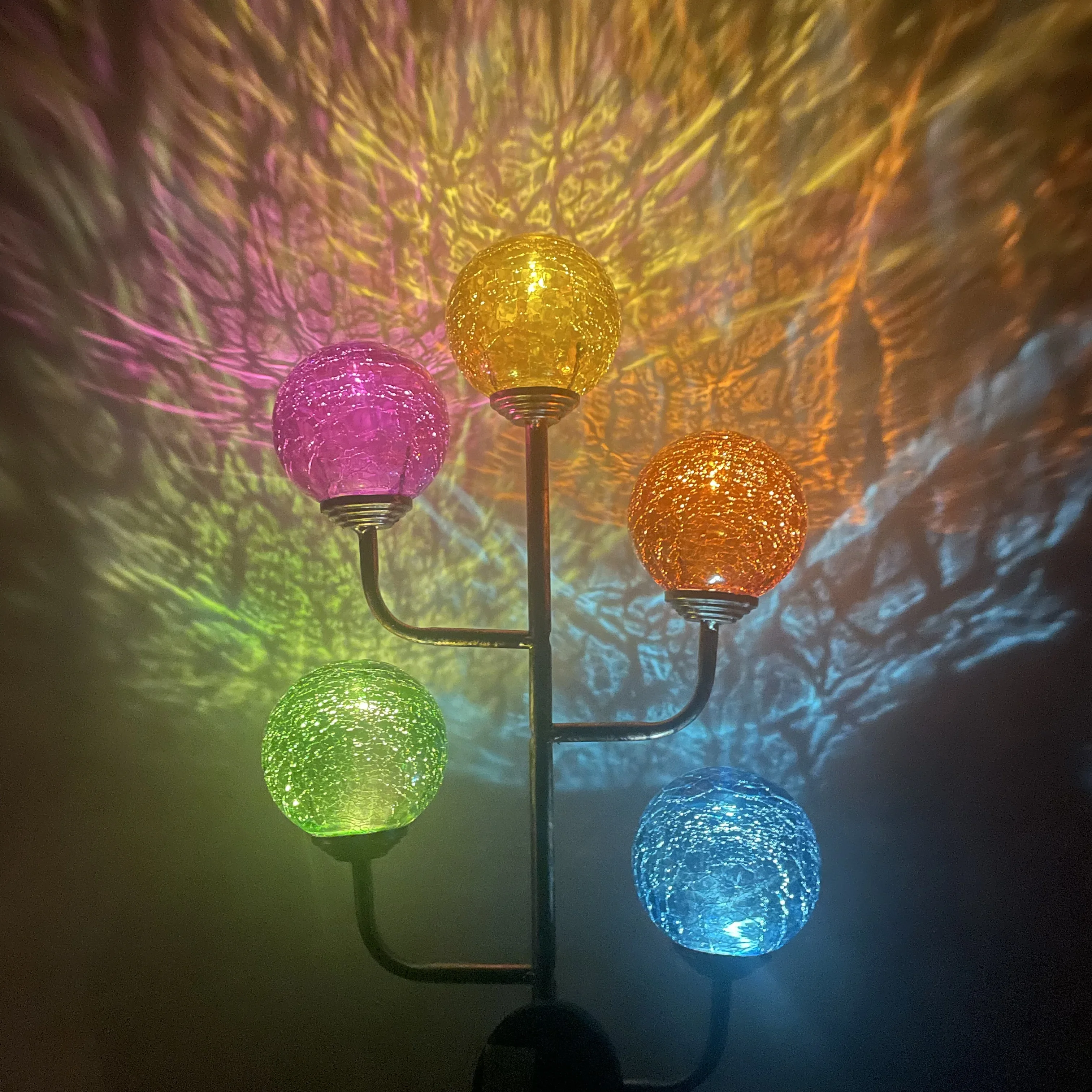 Waterproof Metal Colored 5-Light Cracked Crystal Glass Ball Solar Garden Stakes