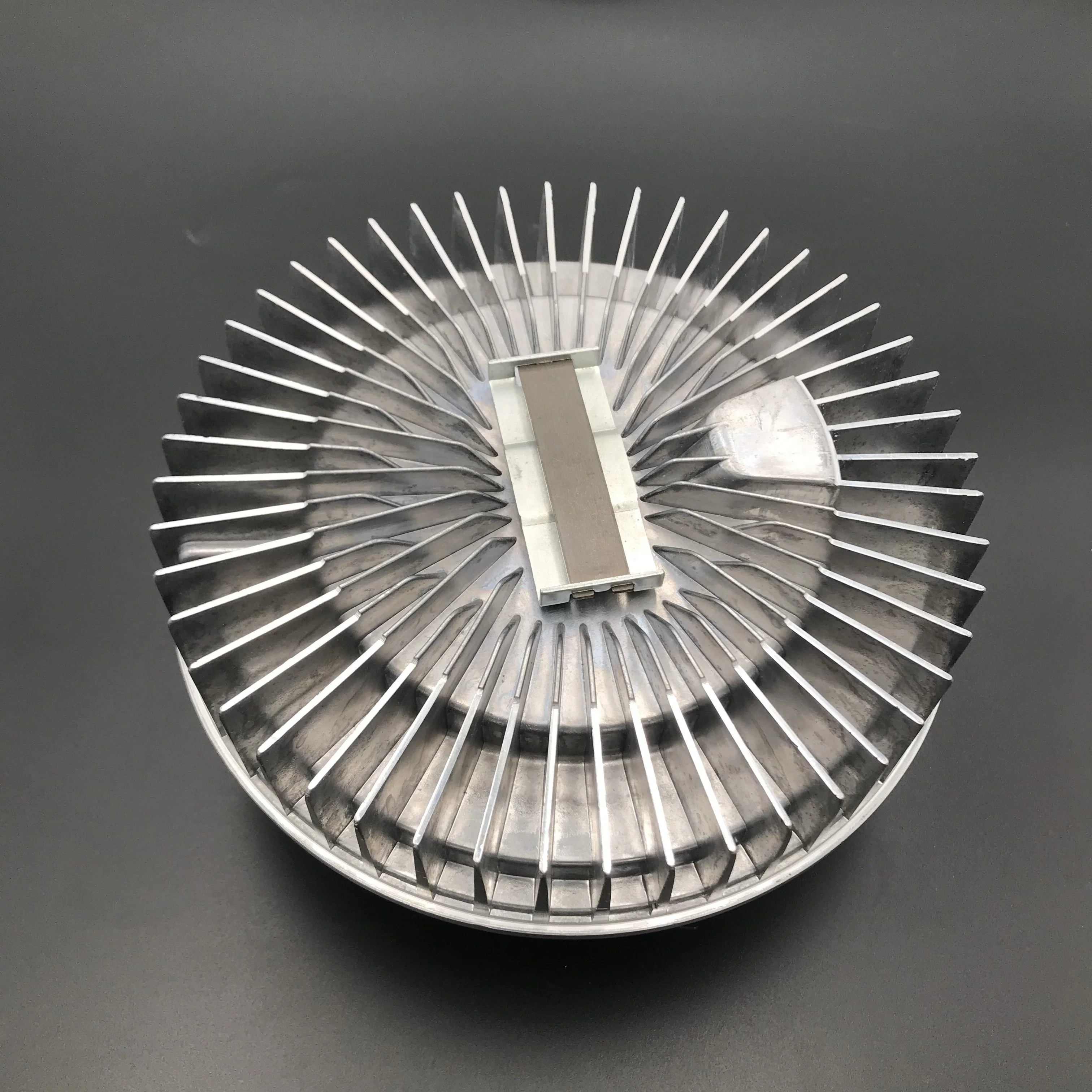 Embrague de ventilador viscoso WL2115150 para Mazda y Ford, nuevo