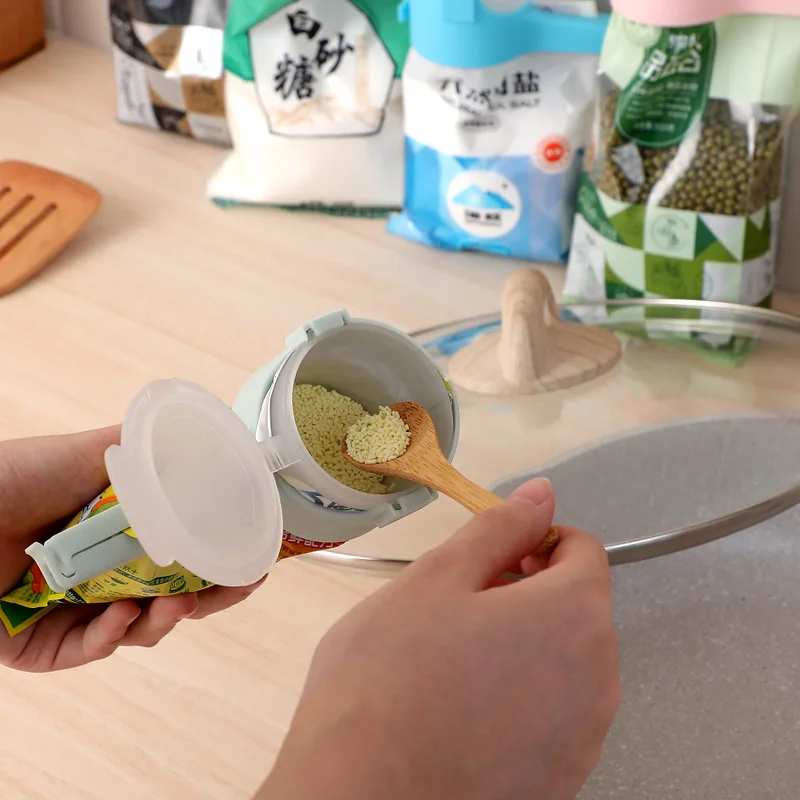 Plastic closing bag Large Food Snack Bag tools Storage Sealing Clips Seal Clamp Plastic kitchen accessories Pour Spout with lid