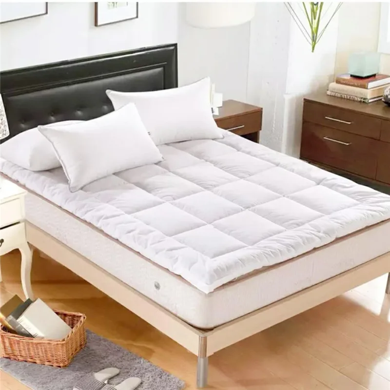 OEKO Breathable Soft Sleeping Custom Size Box Stitching Hotel Bed Thick Microfiber Mattress Topper With Elastic Band