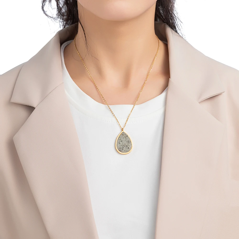 Clay Pendant Yellow Gold 304/316L Stainless Steel Necklace