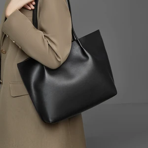 2026 Customized Designer Women's Oversized Luxury fashion Shoulder Bag Large Capacity Leather Ladies Tote Bags