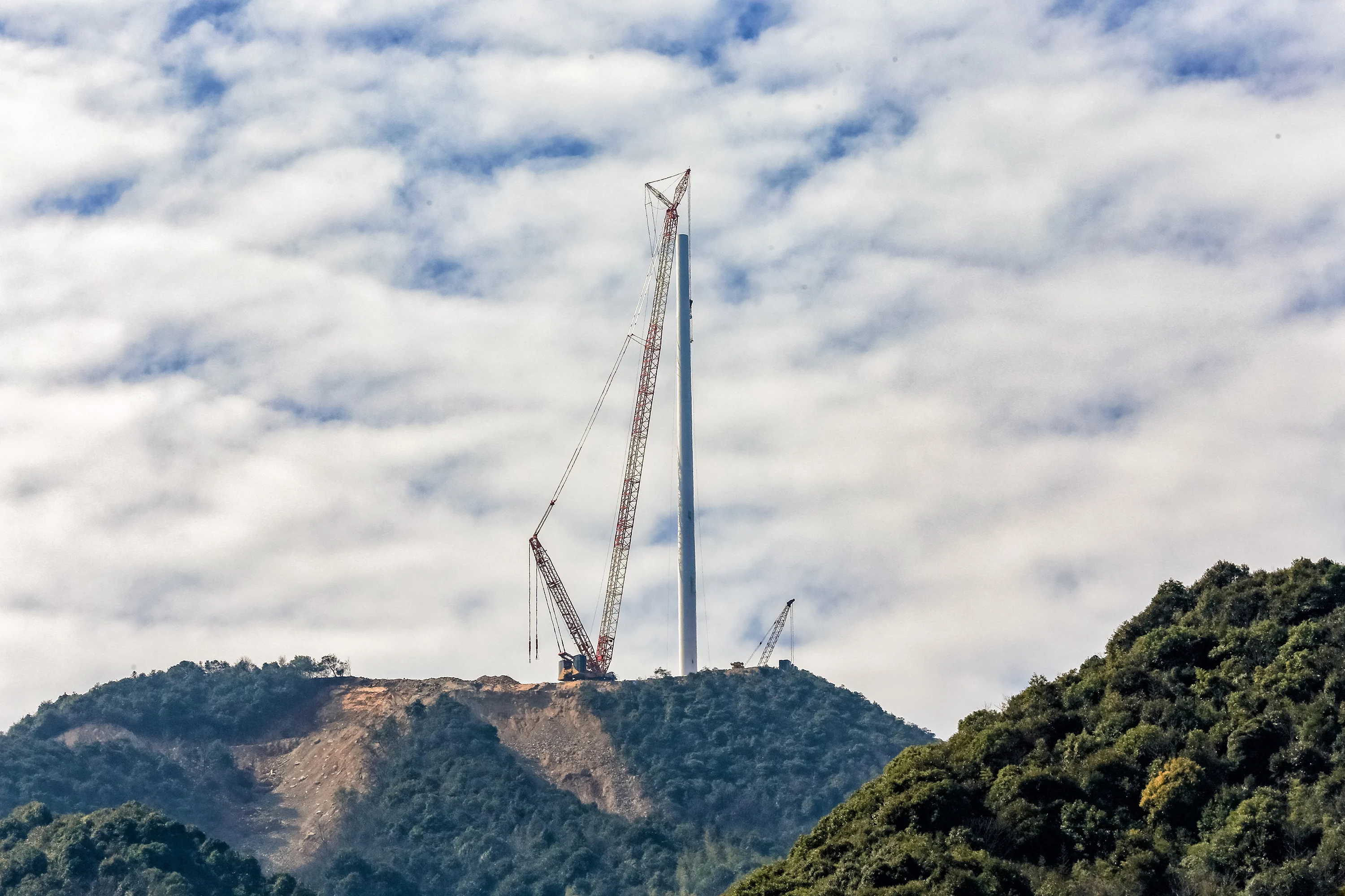 Hoisting machinery crawler crane SCC7000A 700t Max. lifting capacity