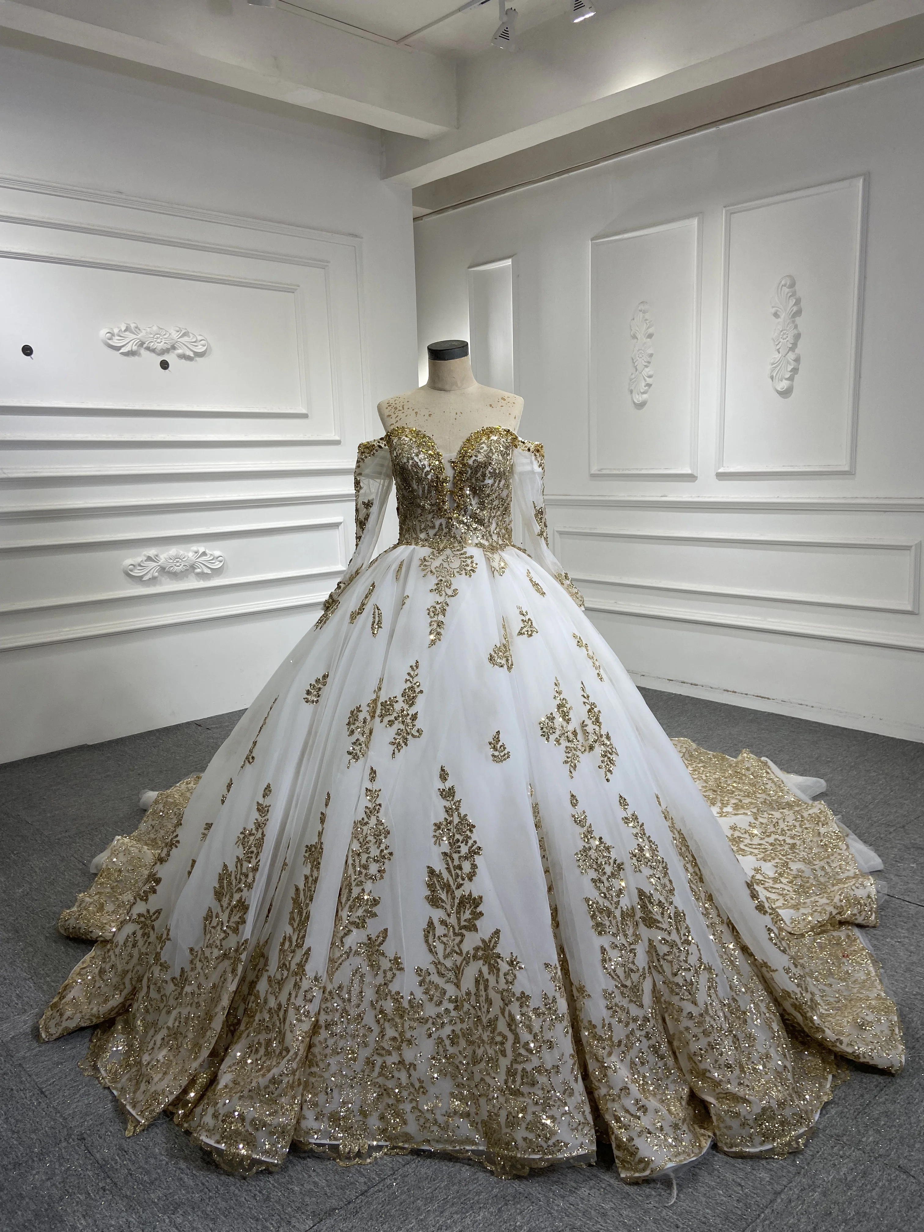 Off Shoulder Long Sleeve Shiny Gold Lace Applique Stones Beaded Luxury  White Ball Gowns Wedding Dress Bridal Gown