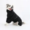 Chaqueta impermeable negra