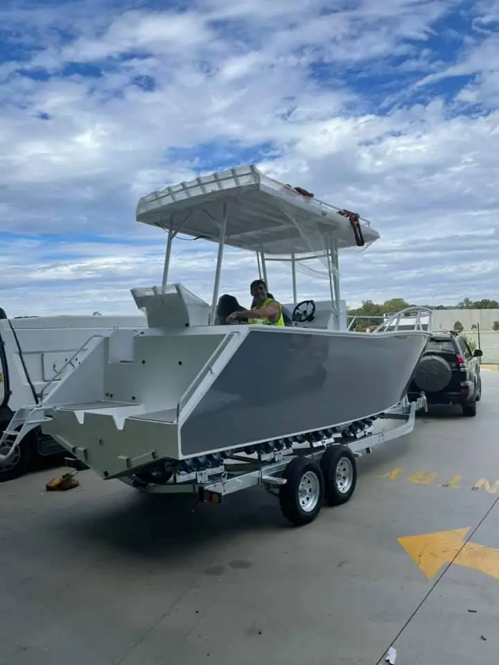 Aluminum Center Console Fishing Boat Open Bow Walk Around Boat