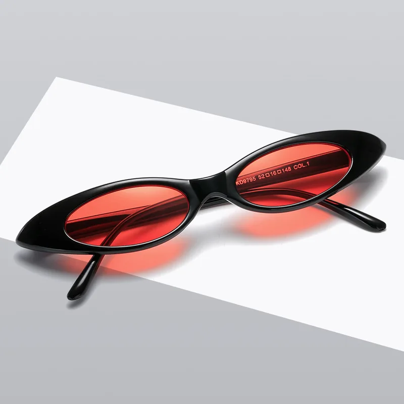 Lunettes De Soleil Œil De Chat Léopard Pour Femmes,Nouveau Design  Personnalisé,À La Mode,Petit Triangle À Rivet - Buy Léopard De Mode Cateye  Lunettes De Soleil,Lunettes De Soleil Femmes Petit Triangle Rivet,Triangle  Rivet