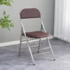 Silla plegable con patas de acero inoxidable marrón