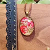Collar rojo