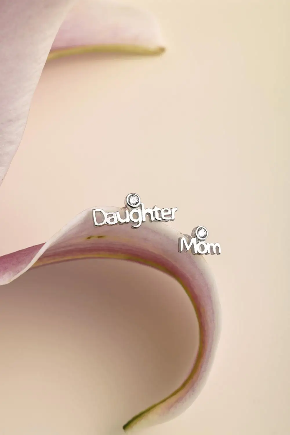 KAKODIY 925 Gorgeous Sterling Silver Stud Earrings with Zirconia Mother's Day Gold Plated Earrings detail 2