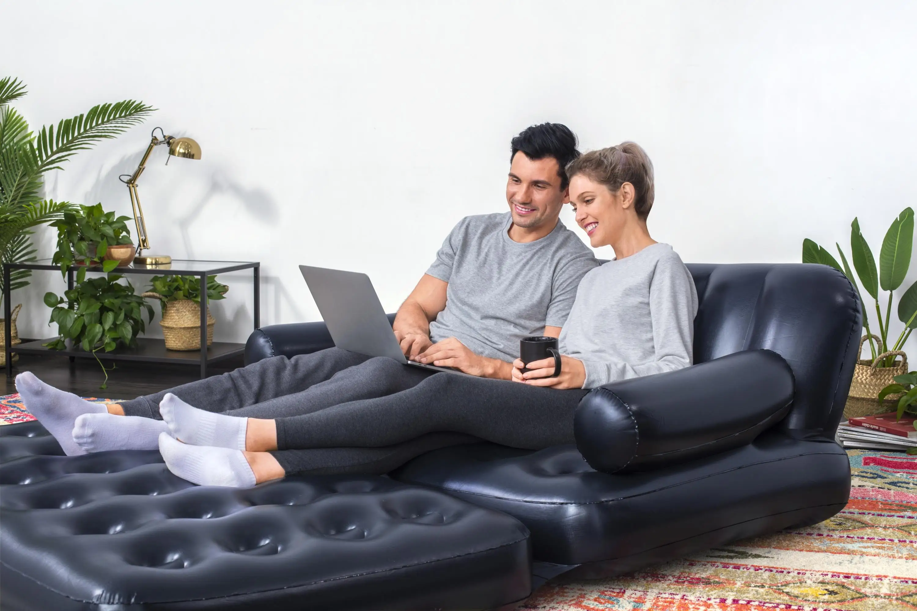 Как пользоваться надувным диваном