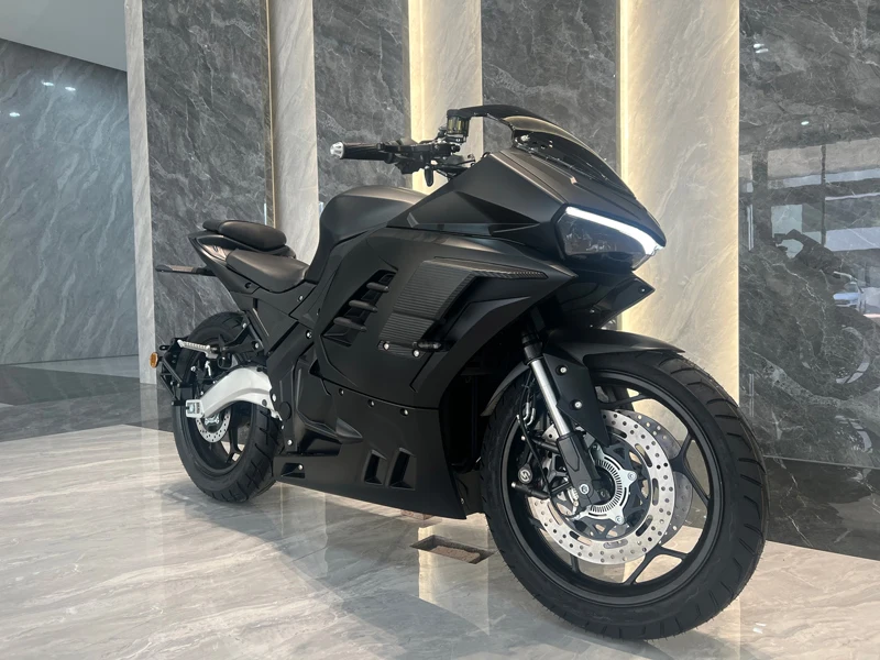 LANYANG factory  wholesale Super Speed central racing electric motorcycle for sale 240km Electric scooter