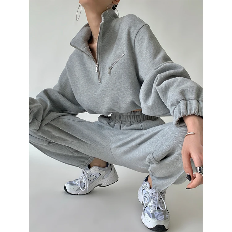 2025 New Style Design Quality Causal Two Piece Pant Set Crop Top Half Zip Pullover Jogger Set