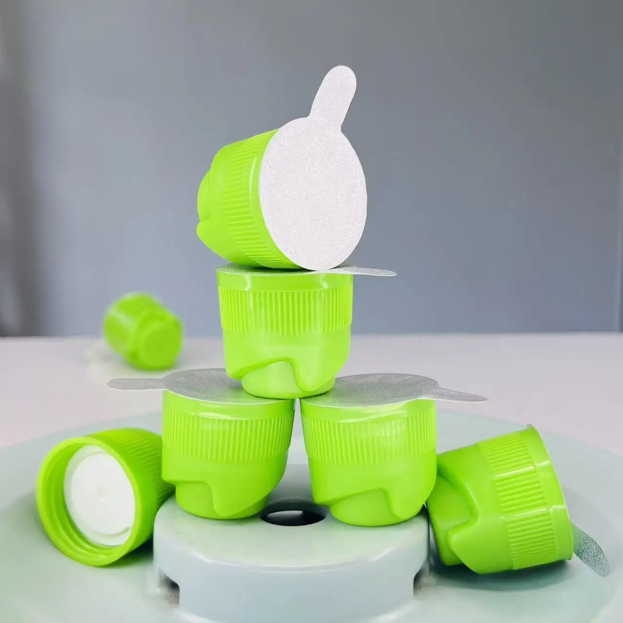 抹茶ドリンク卸売緑茶粉末ボトルキャップ粉末分離プラスチックキャップ