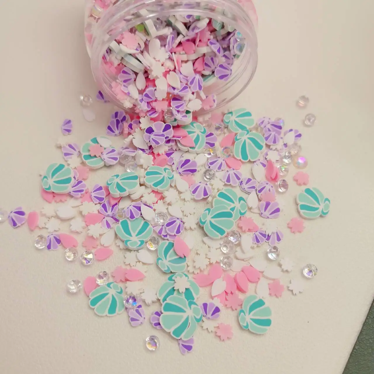 Милая Горячая романтическая тема кусочки ракушки и глины алмазные смешанные блестки товары слайм ремесла