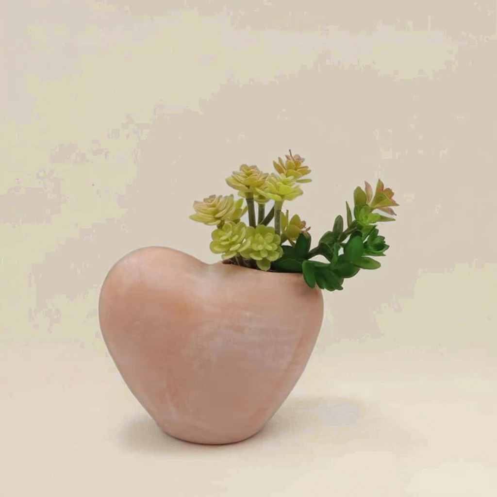 Heart-Shaped Terracotta Tabletop Planter with Faux Plants Europe-Style Desktop Display Flower Pot for Succulents Floor Usage
