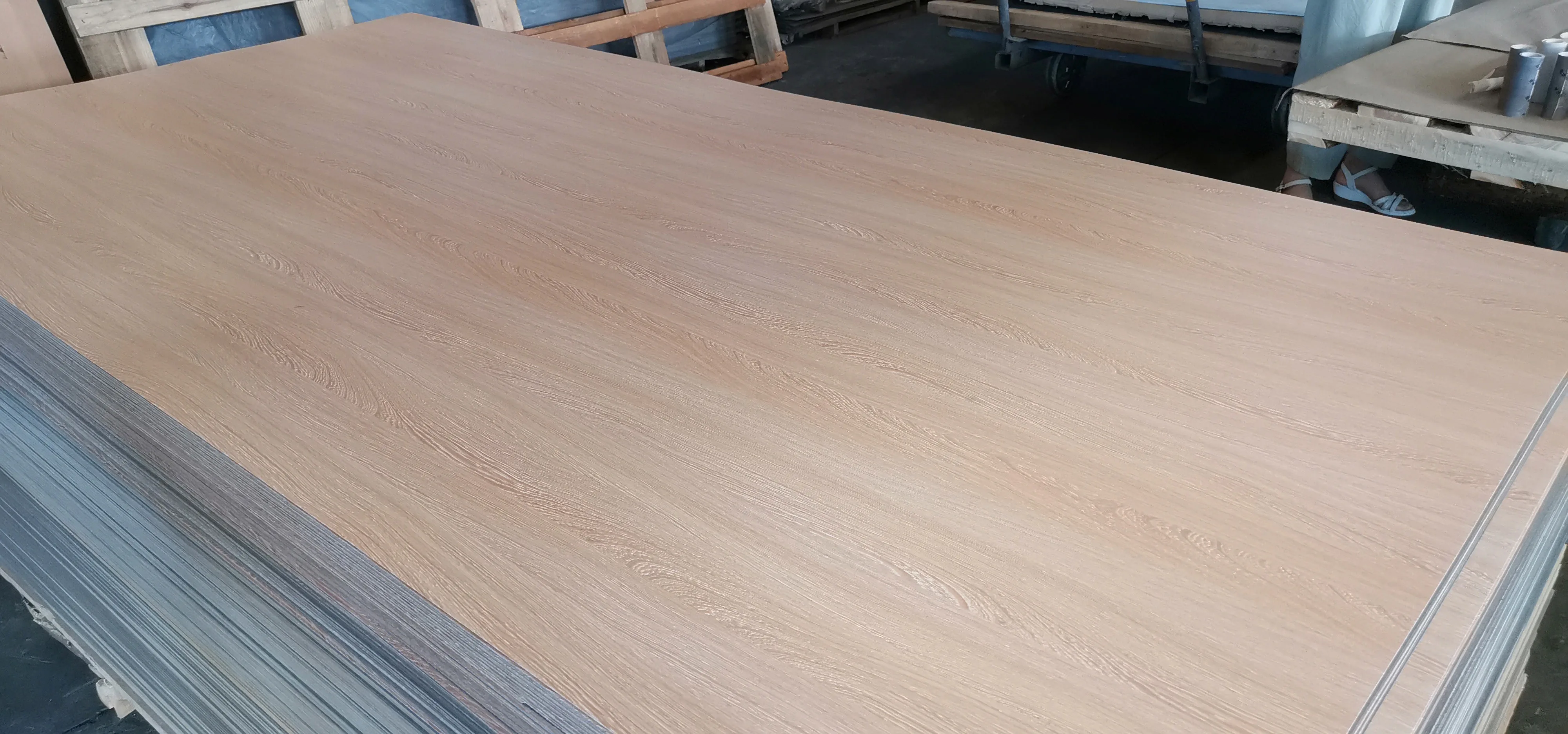 8846 Oiled Legno - Formica® Laminate - Commercial