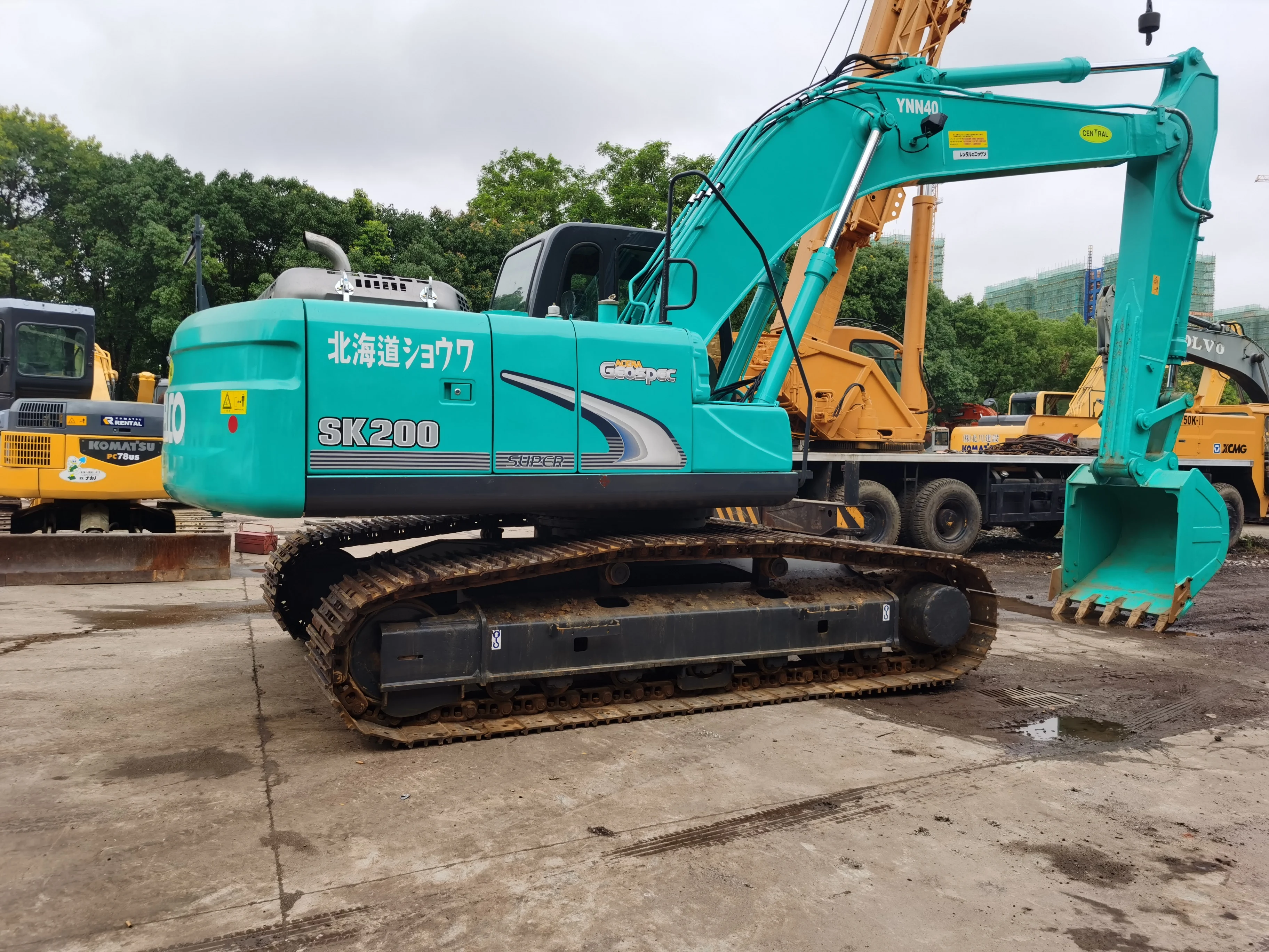 Kobelco 20T SK 200-6 Excavator with 0.8m³ Bucket - Reliable Digger